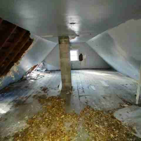 15045 manor (39).jpg